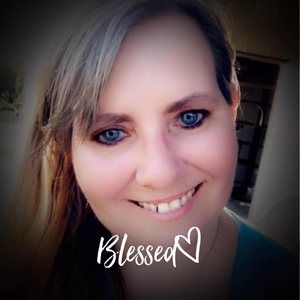 Meet your Posher, Debra